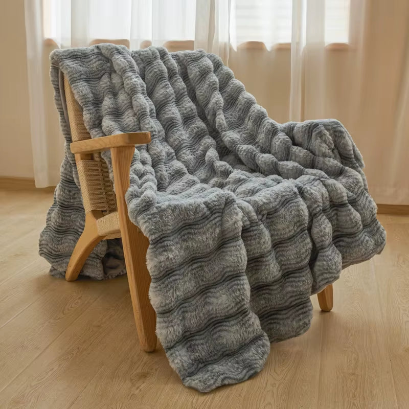 Luxury Faux Rabbit Fur Blanket – Thickened Soft Throw for Winter Warmth, Sofa & Bed Naps