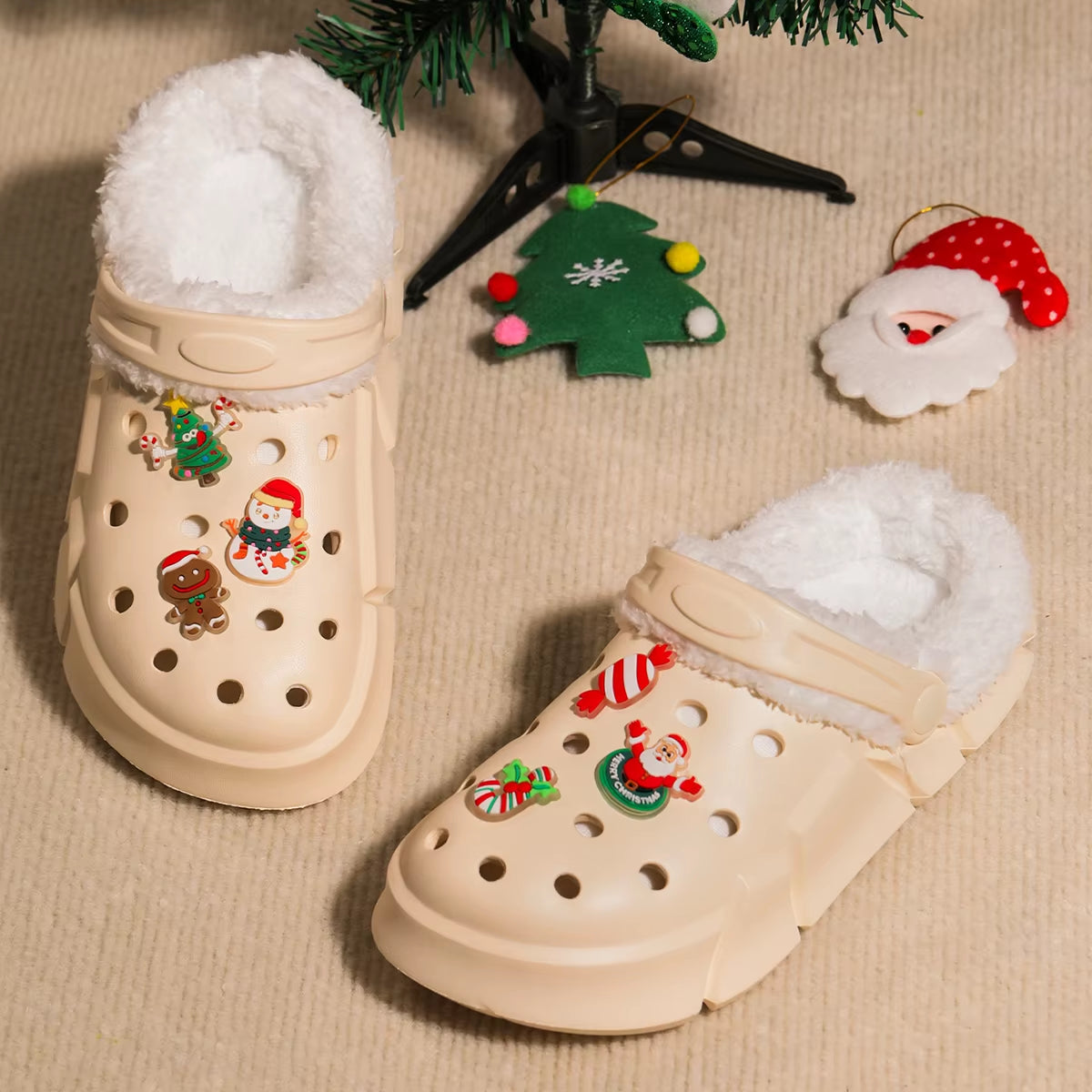 Warm Christmas Slippers for Kids – Soft Plush Lined Cartoon Design with Round Toe